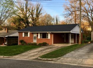 103 Robey St, Morganton, NC 28655