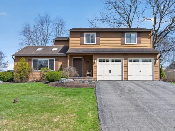 8598 Nazareth Dr, Cicero, NY 13039