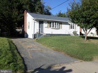 1102 Veirs Mill Rd, Rockville, MD 20851