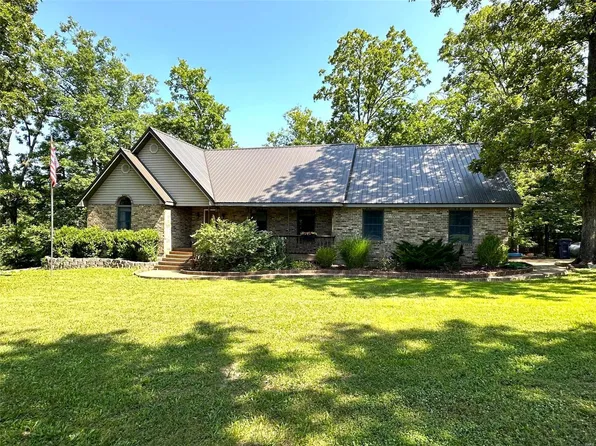 17409 Oakwood Rd, Houston, MO 65483
