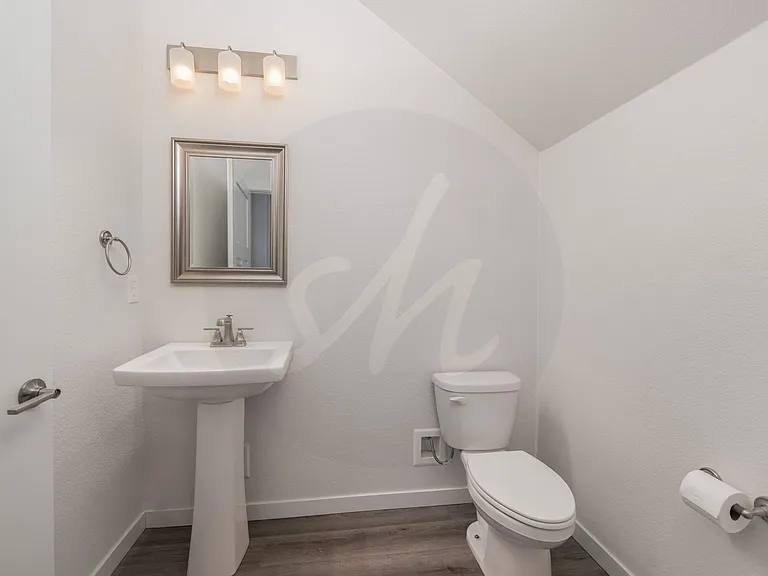 5747 Villa Lorenzo Dr — Photo 3