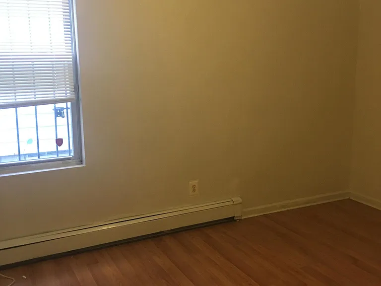 782 Grove St #2 — Photo 6
