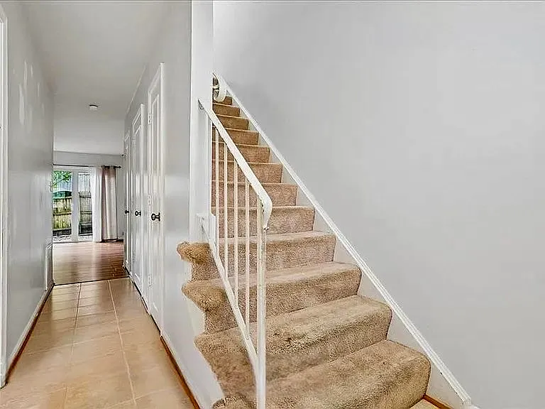 8145 Kingsway Ct #MAIN — Photo 9