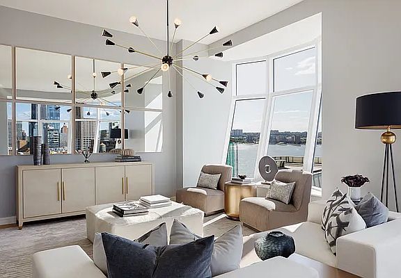 4th image of 515 W 18th St APT 1704