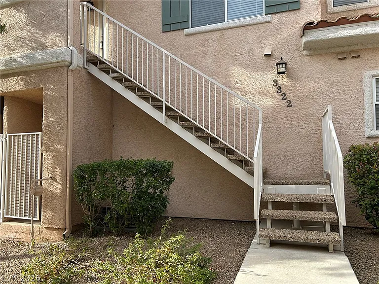 251 S Green Valley Pkwy #3322 — Photo 3
