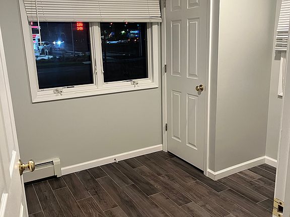 3rd image of 142 Balsam Ln