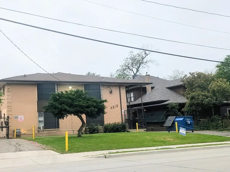4810 Gaston Ave — Photo 40