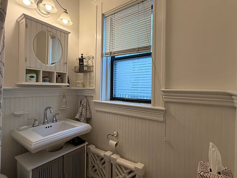 88 Prescott St — Photo 15