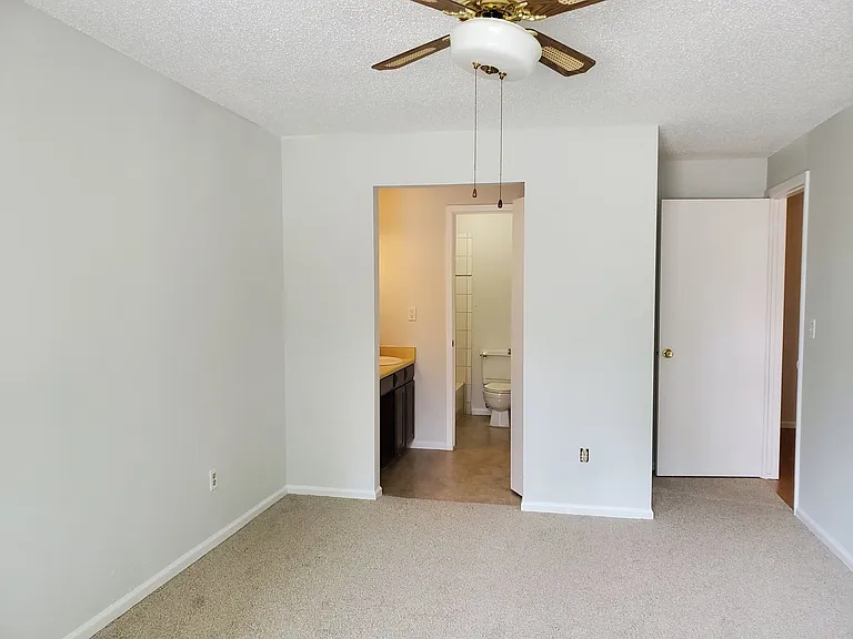 11891 Monroe Way — Photo 18