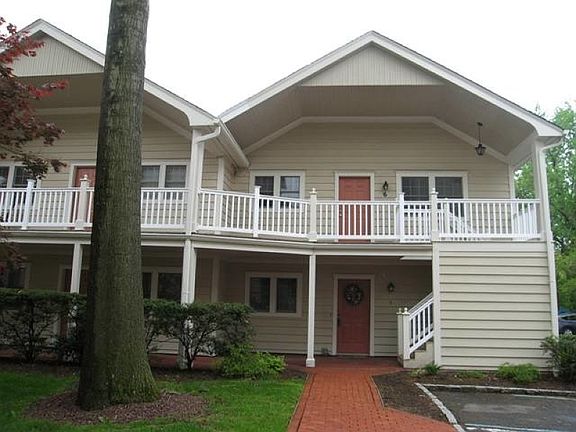 2nd image of 234 Claremont Ave APT 6