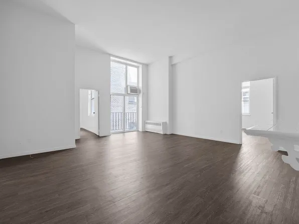 88 Fulton Street image 7 of 14