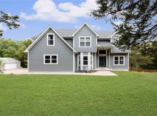 27240 W 135th St, Olathe, KS 66061