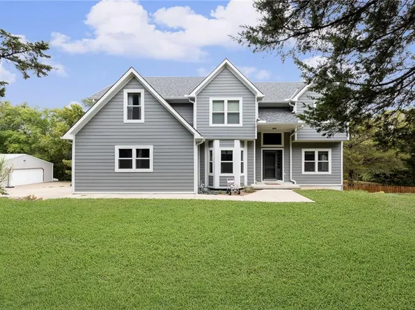 27240 W 135th St, Olathe, KS 66061