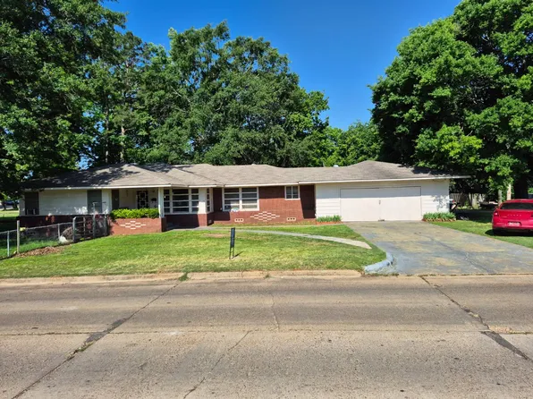 3 NE Avenue D, Idabel, OK 74745