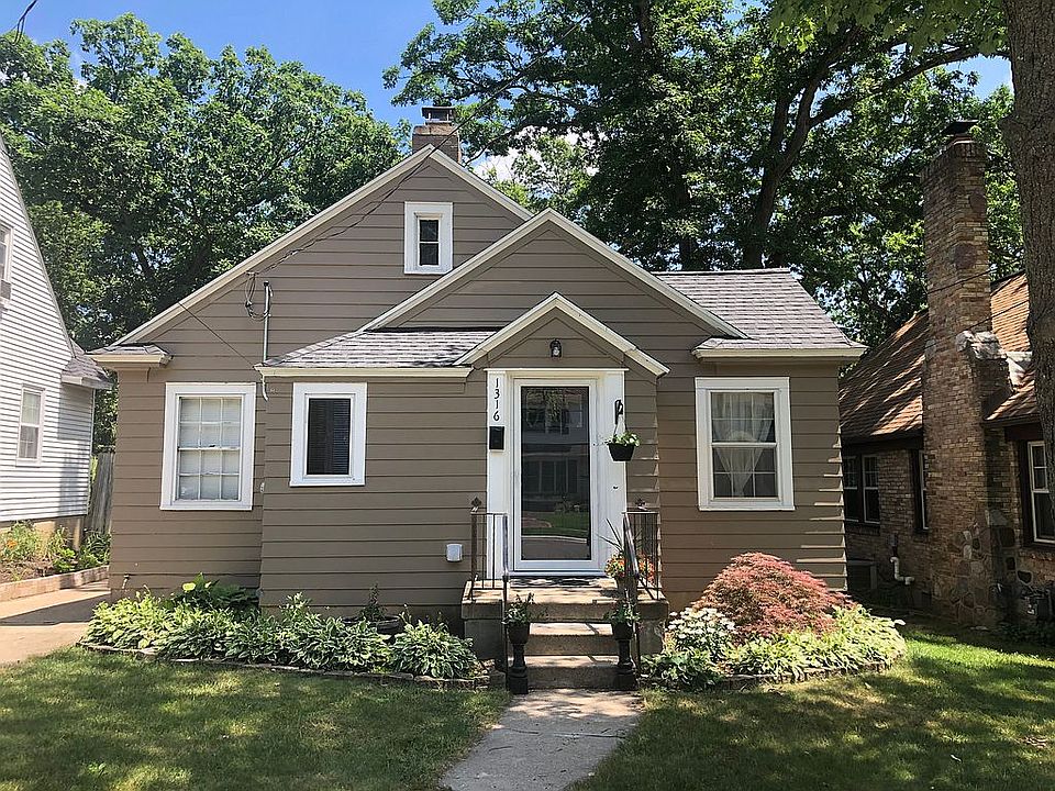1st image of 1316 Allerton Ave SE