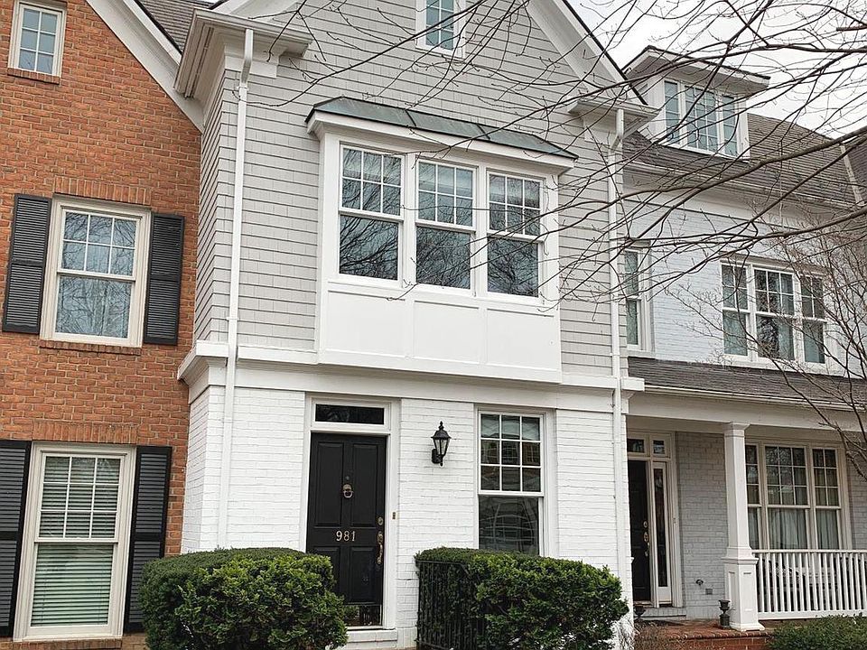 1st image of 981 Powhatan St