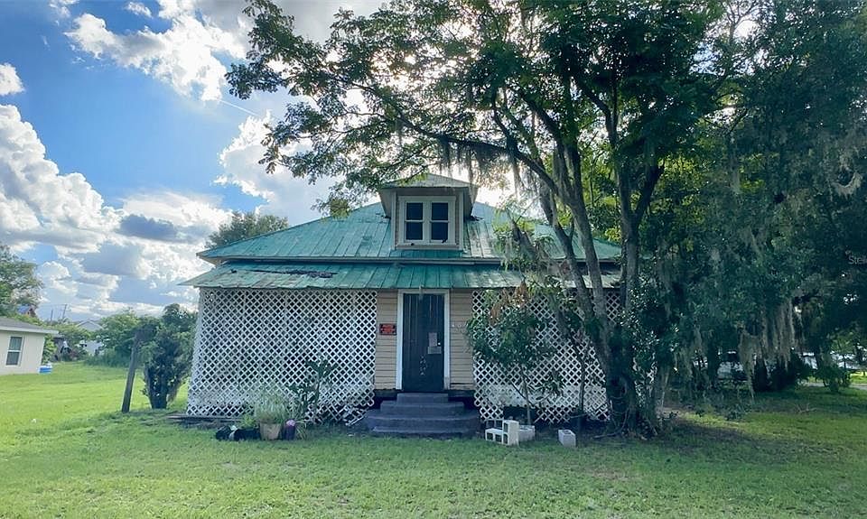 1st image of 409 N 7TH AVENUE