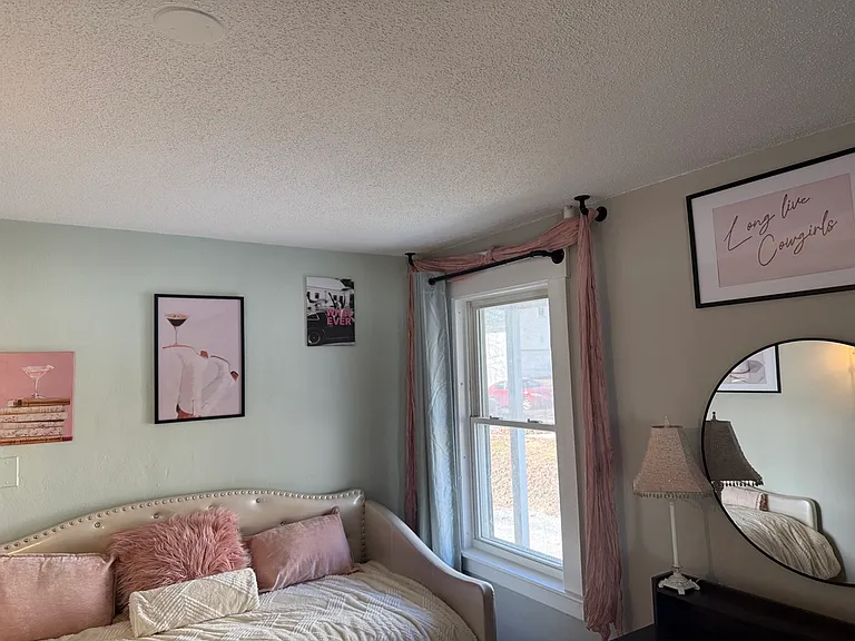 40 Russell St — Photo 8