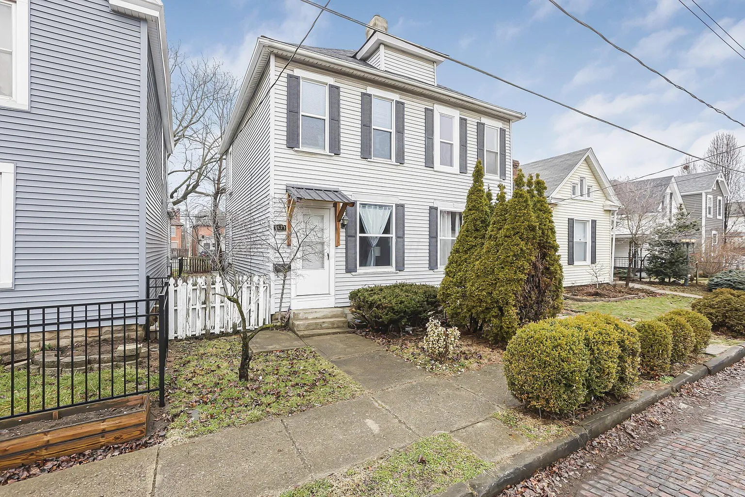 1371 City Park Ave photo 1