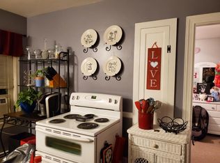 20 Lexington Ave APT 4, West Warwick, RI 02893