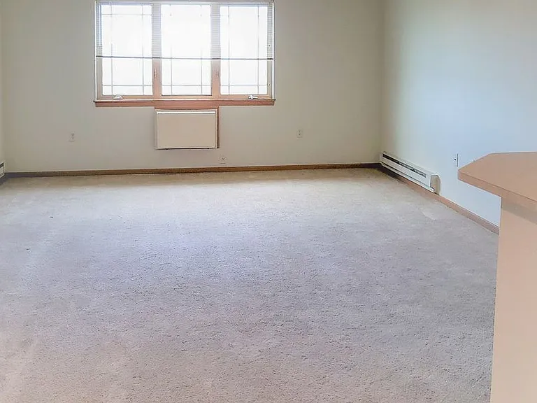 Prairie Crest Apartments — Photo 49