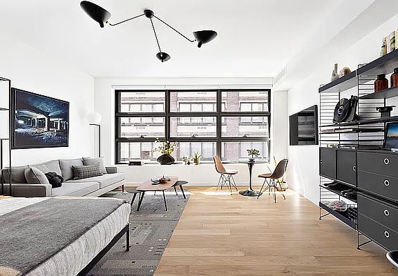 5th image of 547 W 47th St Room 303