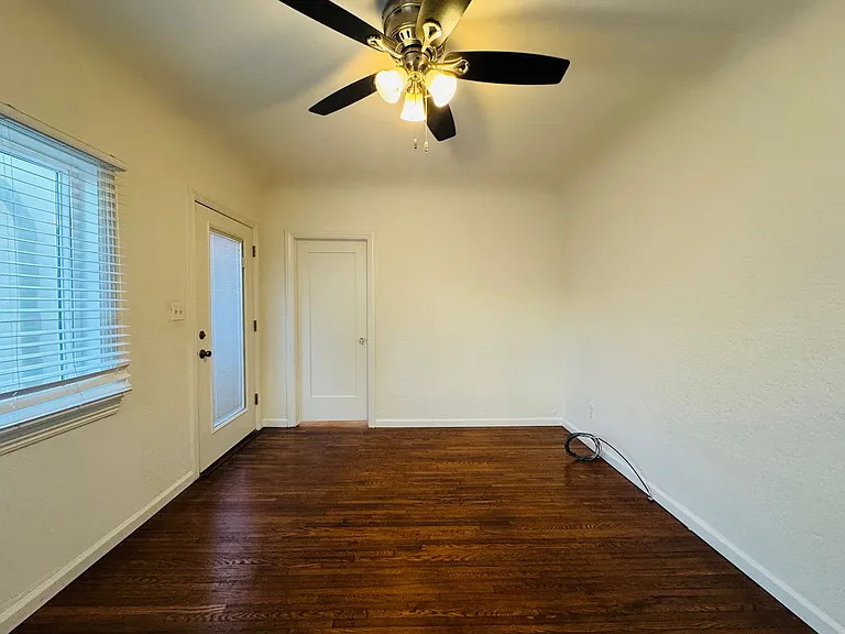 Available Now! Charming 1bd/1ba North Park Bungalow! $1,975/Mo! — Photo 7