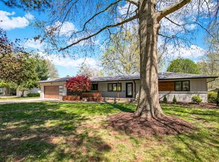 1910 S Saratoga Ave, Springfield, MO 65804