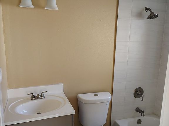 4th image of 315-319 28th St #317