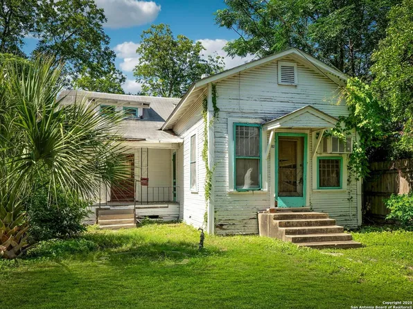 102 Berkshire, San Antonio, TX 78210