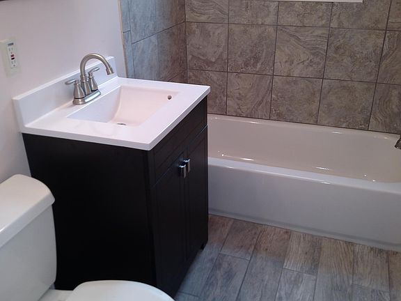 4th image of 3119 La Fere St