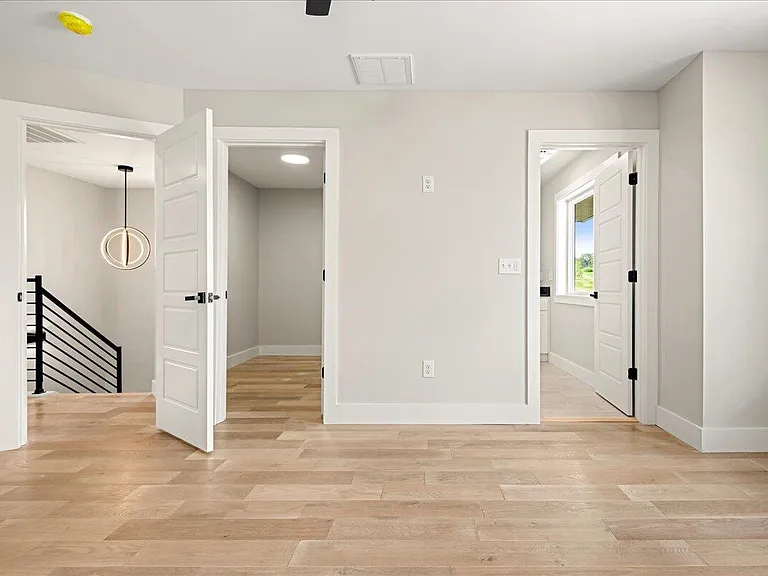 143 Crooked Creek Dr — Photo 17