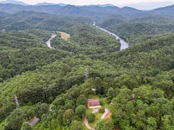 240 Alberts Way, Bryson City, NC 28713