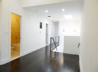 158 Albany Ave #3D, Brooklyn, NY 11213