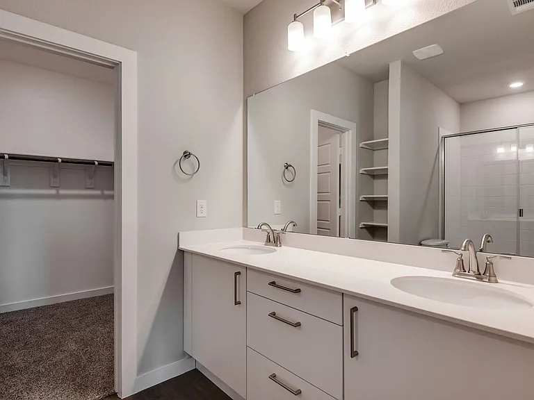 609 Blackland Dr — Photo 19