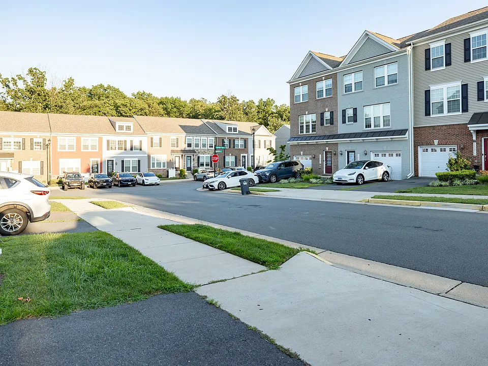 15275 Cartersville Ct