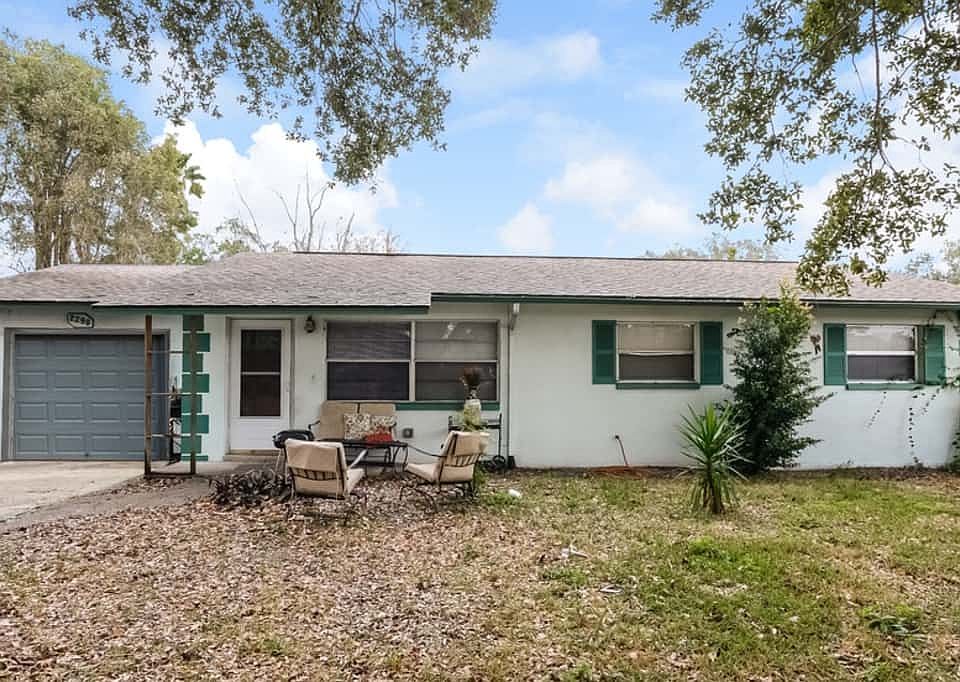 1st image of 2298 Winchester Dr
