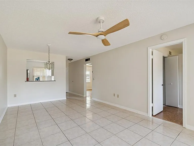 1285 Mission Hills Blvd #36-B — Photo 23