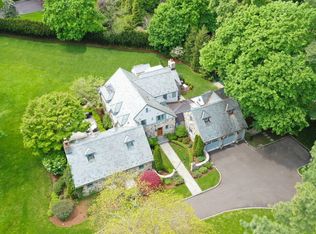 10 Searles Rd, Darien, CT 06820
