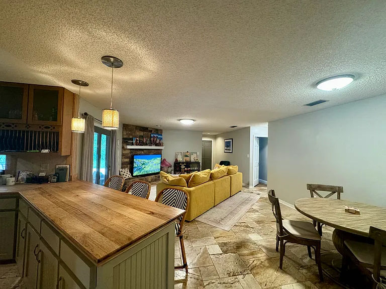 1626 Hollingsworth Crk — Photo 25