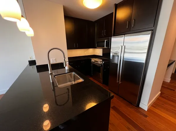 1189 Waimanu St APT 1107, Honolulu, HI 96814