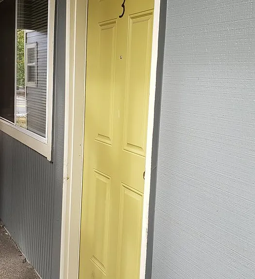 R0289 - Lombard Heights — Photo 15