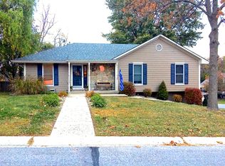 2403 SW Morningside Dr, Blue Springs, MO 64015