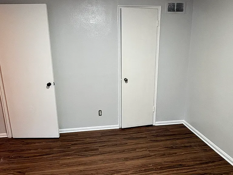 13322 Madison Avenue Apartments — Photo 6