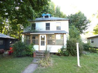 1267 Broadway Ave, Benton Harbor, MI 49022