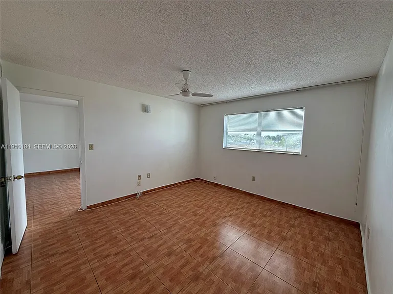 8135 Sunrise Lakes Blvd #302 — Photo 29