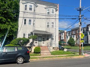 9 Cedar St APT 3L, Garwood, NJ 07027