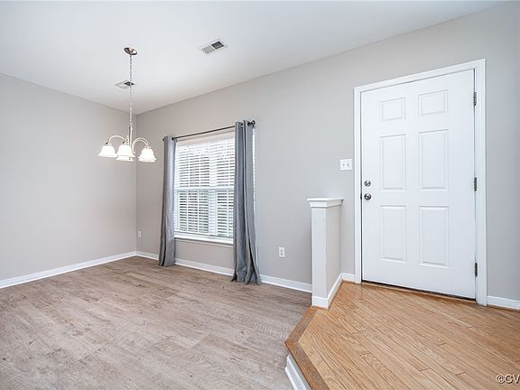 4th image of 2409 Valleymeade Pl