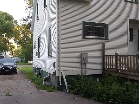 Looking to south to University Ave. from garage door