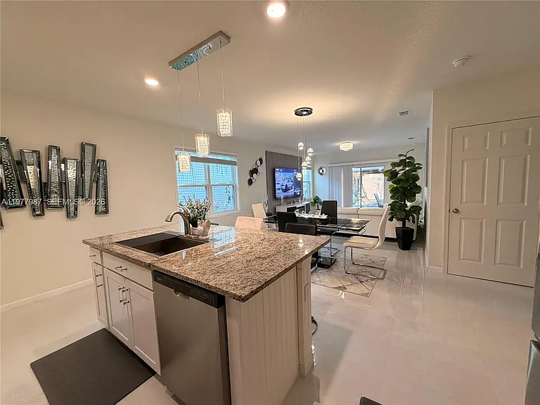 12422 SW Rimini Way — Photo 13